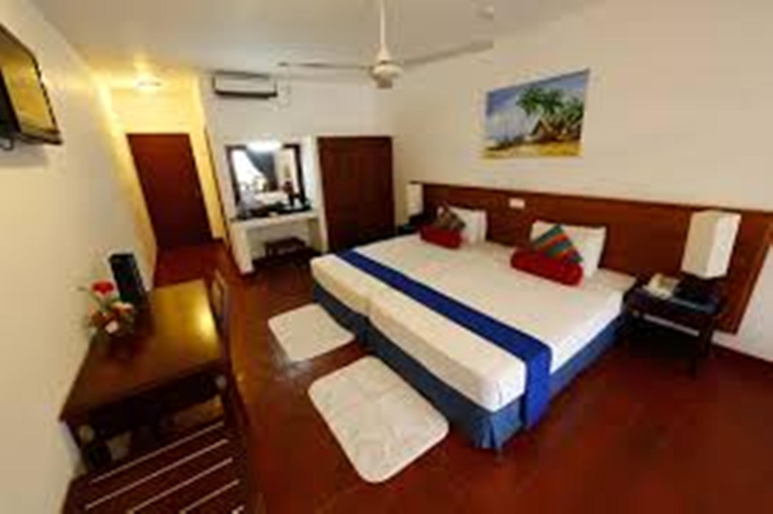 Catamaran Beach Hotel Negombo Exterior foto
